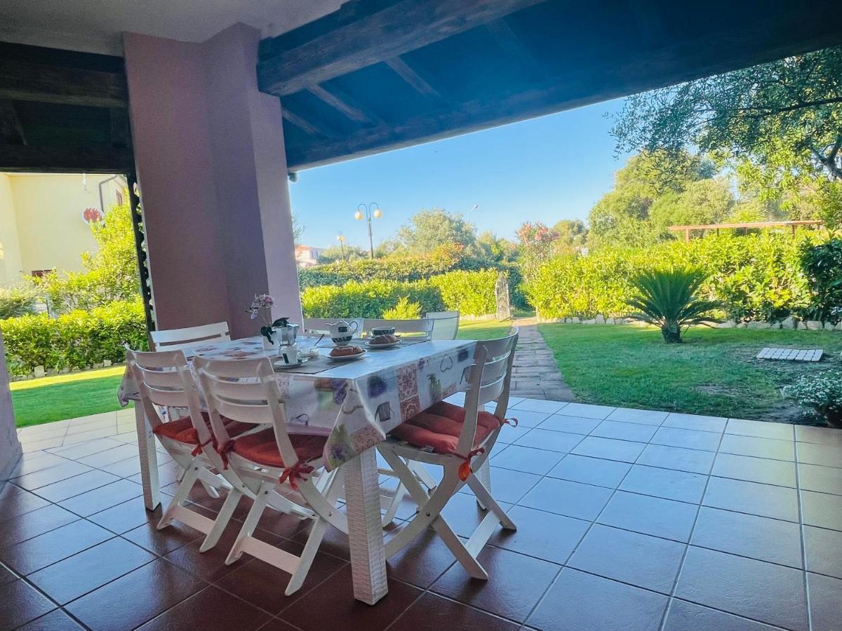 Casa Vacanza Li Menduli San Teodoro San Teodoro  Exterior photo